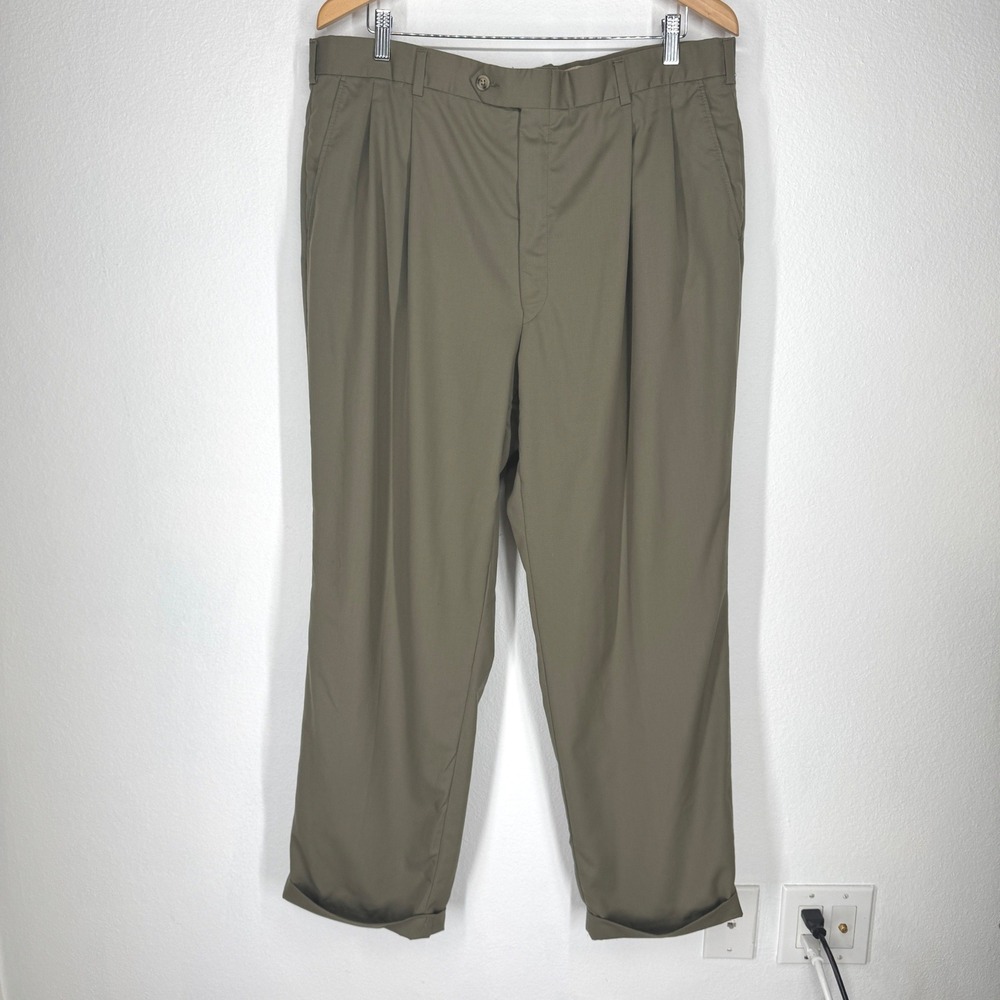 Burberry London Mens Pleated Cuffed Trousers Olive Drab 38 R Luxury Relaxed Fit